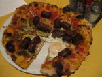 Day04@ Paris<BR>Lunch, and seems that raw egg is a must for French pizza....