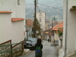 ���ת��s����ҤO�h�I�v�x<BR>A stiff road to home