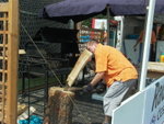 <font color=tan>>>Prague</font><BR>Making fired foods for world cup tonight