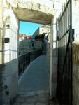 City wall �W 6