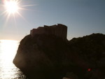 �ﭱ�������x<BR>Castle of the opposite side