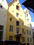 #35<BR>"3 sisters" now becomes a 5 star design hotel