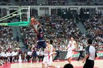 


James' Two-Handed Dunk