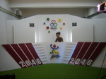 2004�~8�� 057