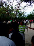 people mountain ppl sea @@::