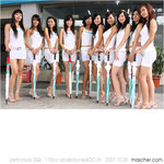 20071028_40D1b-015826_PetronasRacequeens