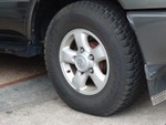 Toyota Land Cruiser 100