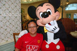 In Disneyland - Aug 3 2007
DSC_9348