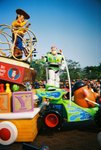 F1000029
