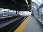 05 platform of subway