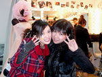 YVONNE & Wai Girl