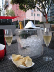 
Champagne & snack