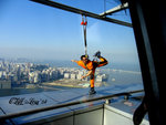 _RW_0327_20040807