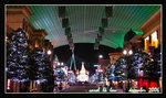 
obviously, we were one of the last to leave the universal studio as we've totally SHOPPED TILL DROPPED!