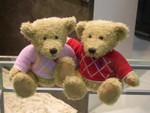 
Bear