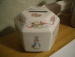 lovely Peter Rabbit.  >3