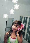 ���y0018