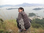 FN024他的手在清潔。