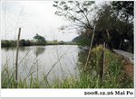 
由此路進，開始參觀的旅程。入內必須申請及登記，否則實屬違法。