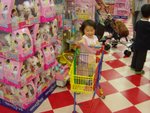 Eunice is shopping