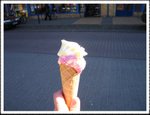 Gelato for 1.40 Euro only. Much cheaper than in HK.
