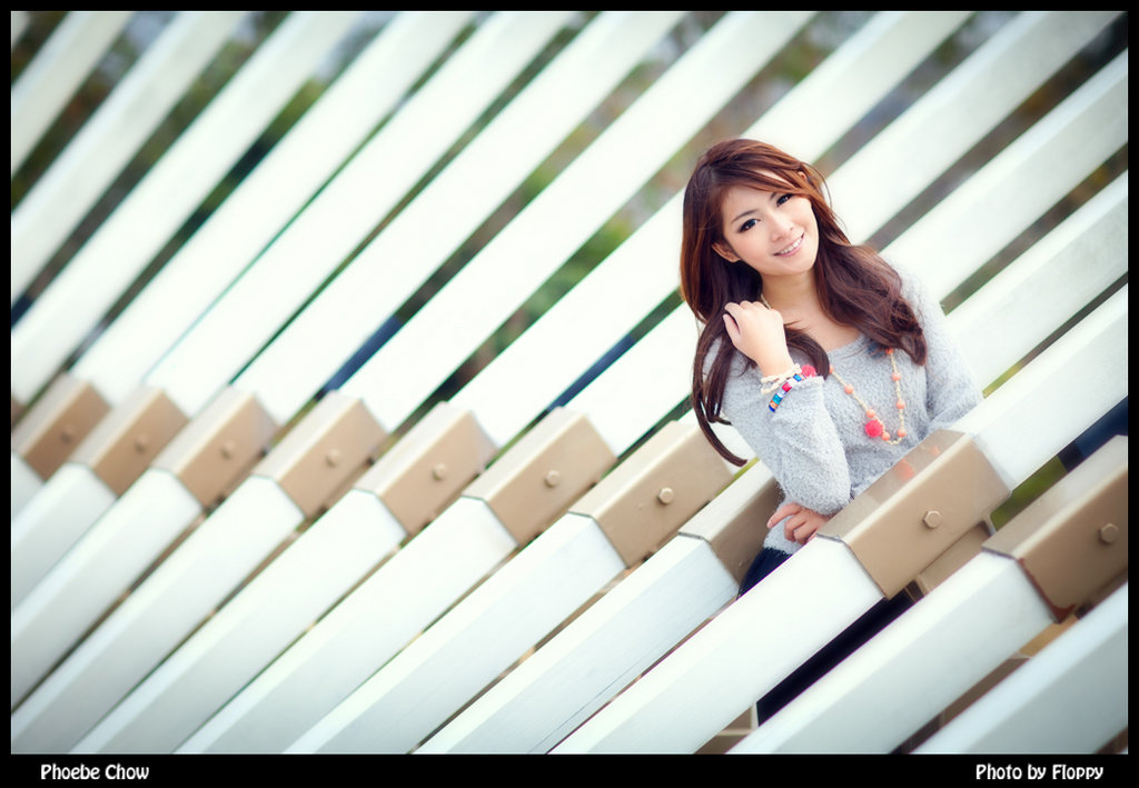 http://images5.fotop.net/albums3/floppyman/PhoebeChow03/IMG_8150.jpg