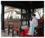 �d�� The Lingering Garden
