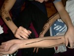 ah lun's arm