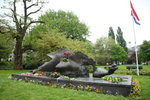 LON_D40028
