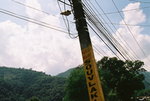F1230018