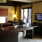 �ȵ{���Ĥ@��resort. shangri la rasa sayang resort. upgrade ���Jpremier room  
  