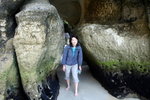 
0507 AM lowtide darkbay to Motueka 14
涨潮后这些大石头可就都被大海淹没了，赶紧捏一张