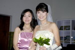 
新娘和伴娘邹洁同学，注意，未婚！