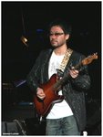 Lead guitar - Eugene Pao �]�H��