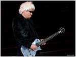 Guest on lead guitar - Tats Lau �B�H�F