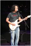 Lead guitar - �H�ة� Joey Tang