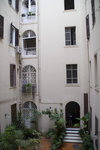 
hostel"��"������