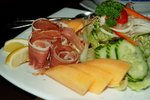 �����Lsalad