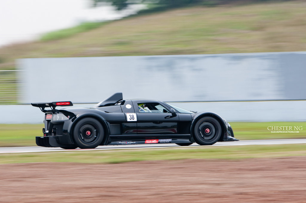 IMAGE: http://images5.fotop.net/albums4/yushin/apollo/CNG_0082.jpg