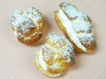 3 Cream Puffs