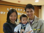 Ivy & the family
2-12-2007 007