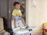 High Chair���q�u�Y�n���o�ݰ� ?
9-8-2008
