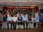 

7B ladies wif principal n teachers