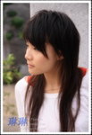 �Y�Y-002