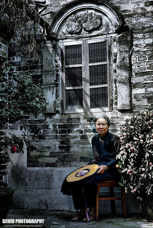 http://images5.fotop.net/albums5/wongdav/tongmei/DSC_0061.jpg