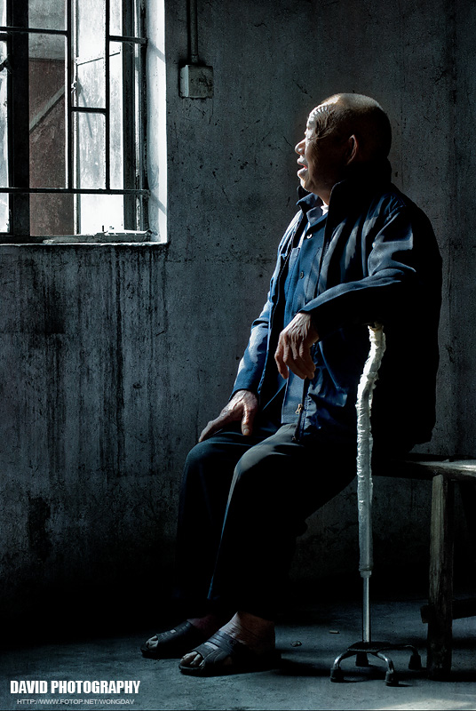http://images5.fotop.net/albums5/wongdav/tongmei/DSC_0203.jpg
