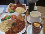 5/9` DINNER @ �Ѱ��b WIF GIN!^^ GOOOOD~