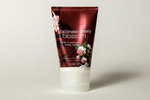 �i Now on Sale $48 �jTravel Size Triple Moisture Body Cream (2oz.) -�i Japanese Cherry Blossom �j- $55.00