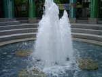 �������G���k�|�D�J�f�A�]���Q�u�s���μQ�u�ݥx�C