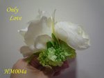 HM004 - 白色玫瑰配小牡丹+綠色碎花 現售$55
